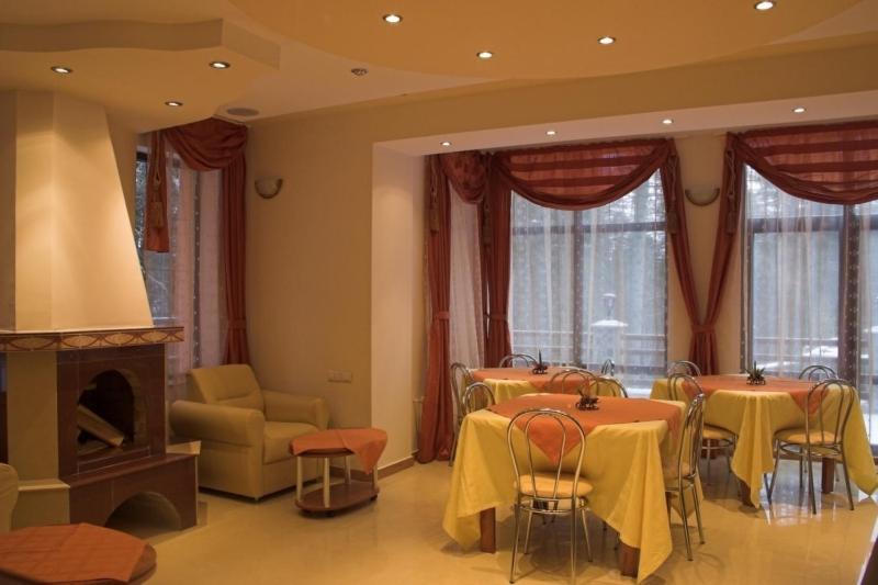 Hotel Pensiunea Turistica Delmonte Holiday Sinaia Zewnętrze zdjęcie
