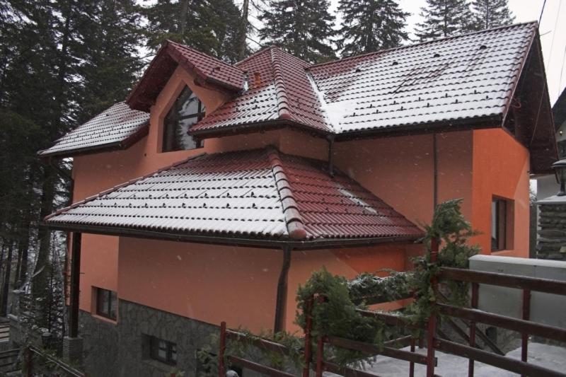 Hotel Pensiunea Turistica Delmonte Holiday Sinaia Zewnętrze zdjęcie